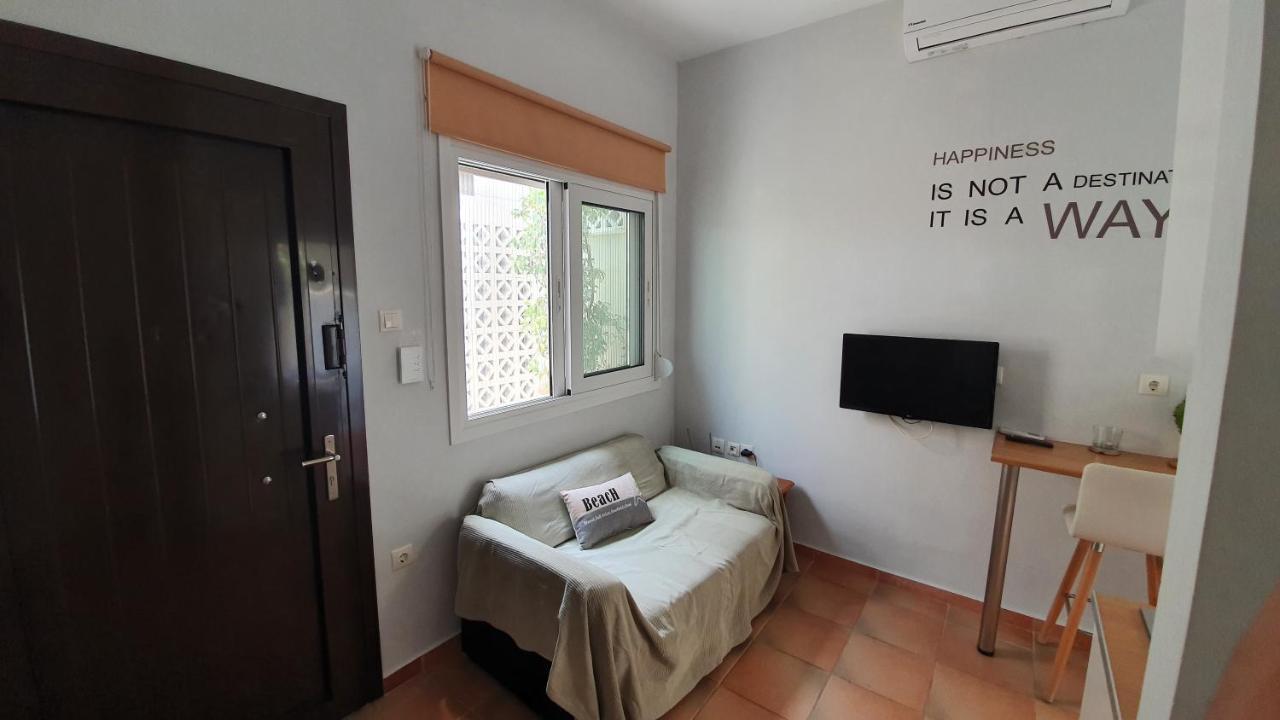 Cozy Seaside Studio In Lemos Vouliagmenis Athene Buitenkant foto