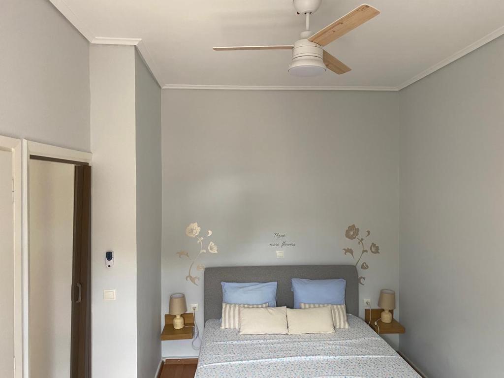Cozy Seaside Studio In Lemos Vouliagmenis Athene Buitenkant foto